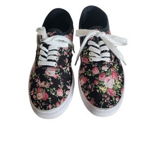 Charlotte Russe Women's Lace Up Low Top Floral Casual Shoes Size 9